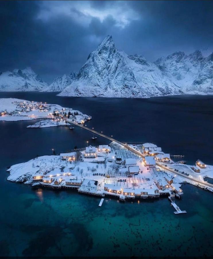 Reine Basecamp - Apartments & Rooms Exterior foto